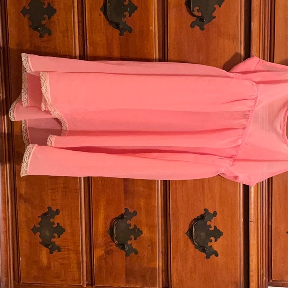 Lace night ware - Picture 4 of 7